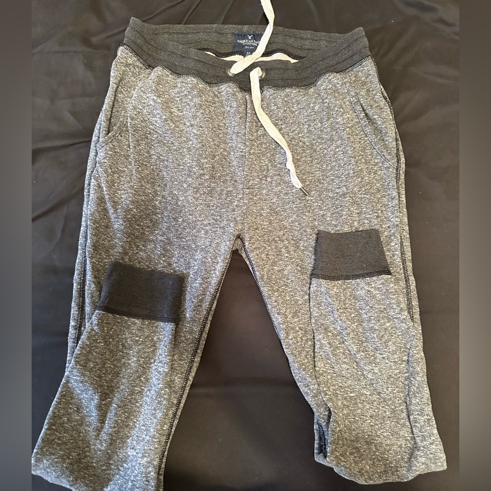 American Eagle joggers